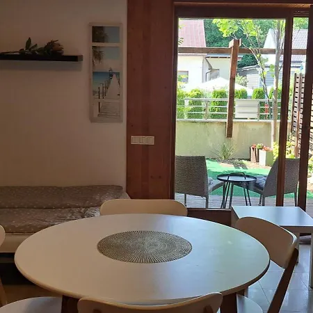 Lägenhet Wyjatkowy Z Sauna W Rewalu