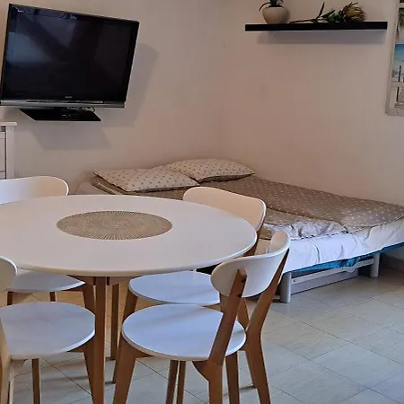 Wyjatkowy Z Sauna W Rewalu Lägenhet *