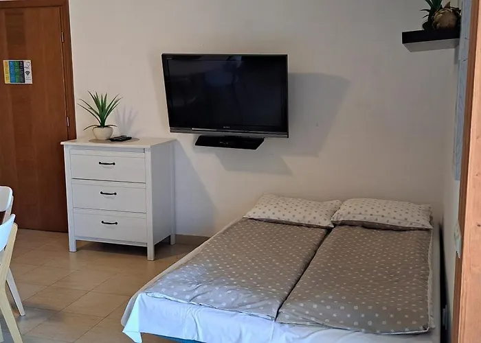 Apartman Wyjatkowy Z Sauna W Rewalu Rewal